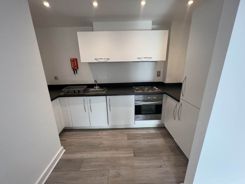 Property photo 2 of 11 Img_3481