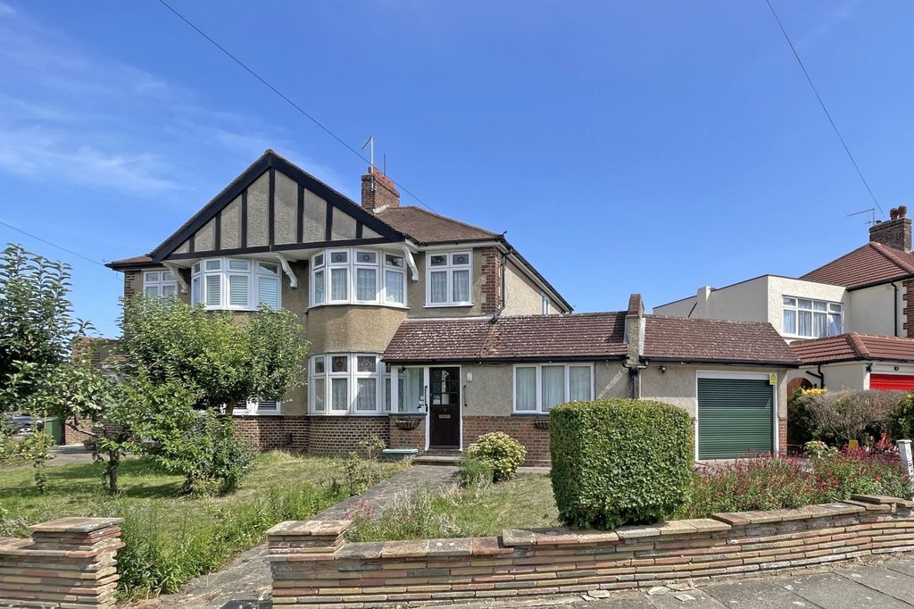 Property photo 1 of 24