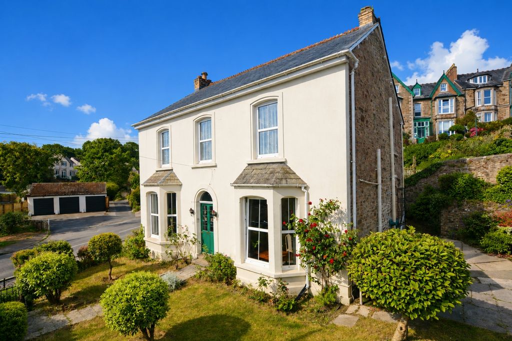Property photo 1 of 18 Edg32