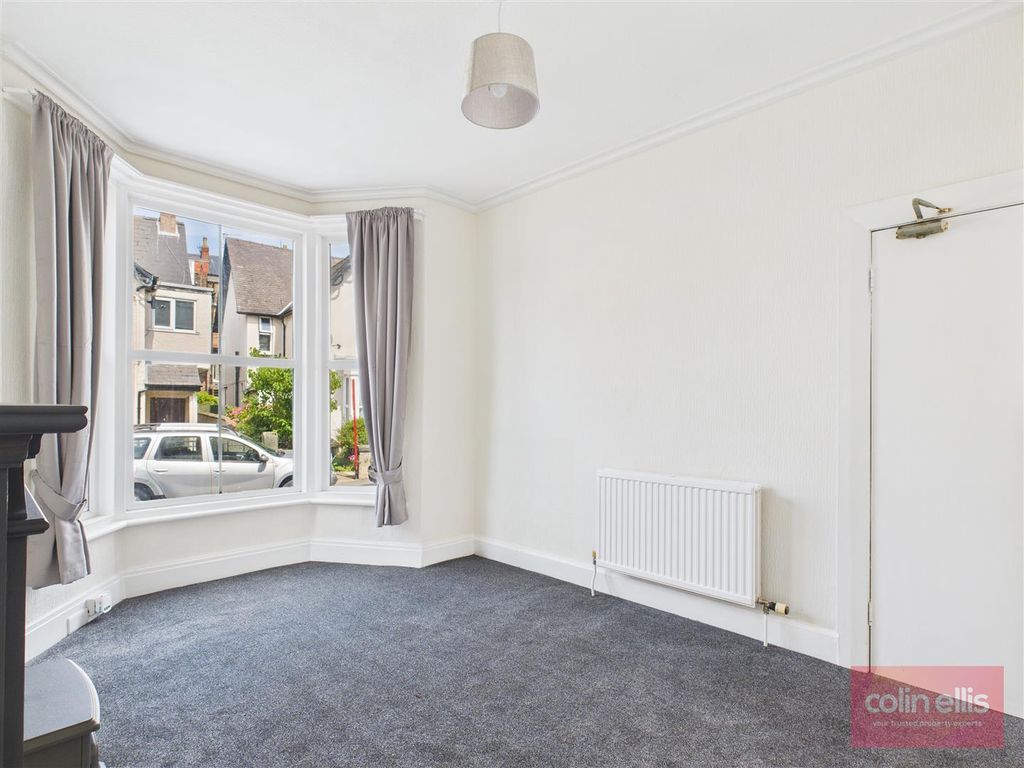 Property photo 3 of 9 Cam05075G0-Pr0144-Still002.Jpg