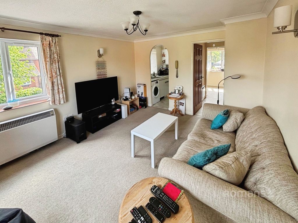 Property photo 2 of 8 Pbox-Img.Jpg