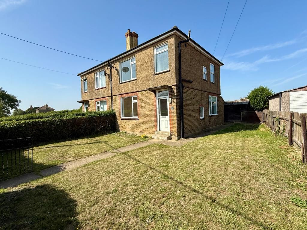 Property photo 1 of 10 Three-Bedroom Semi-Detached House