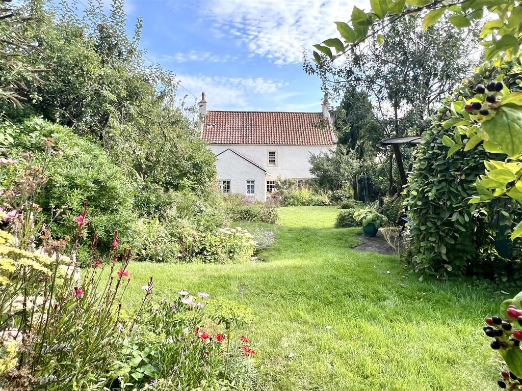 Property photo 1 of 41 Low Causeway, Culross