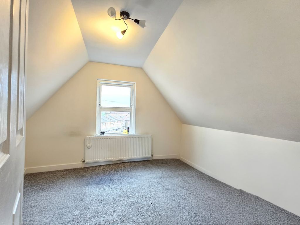 Property photo 2 of 11 Photo 1