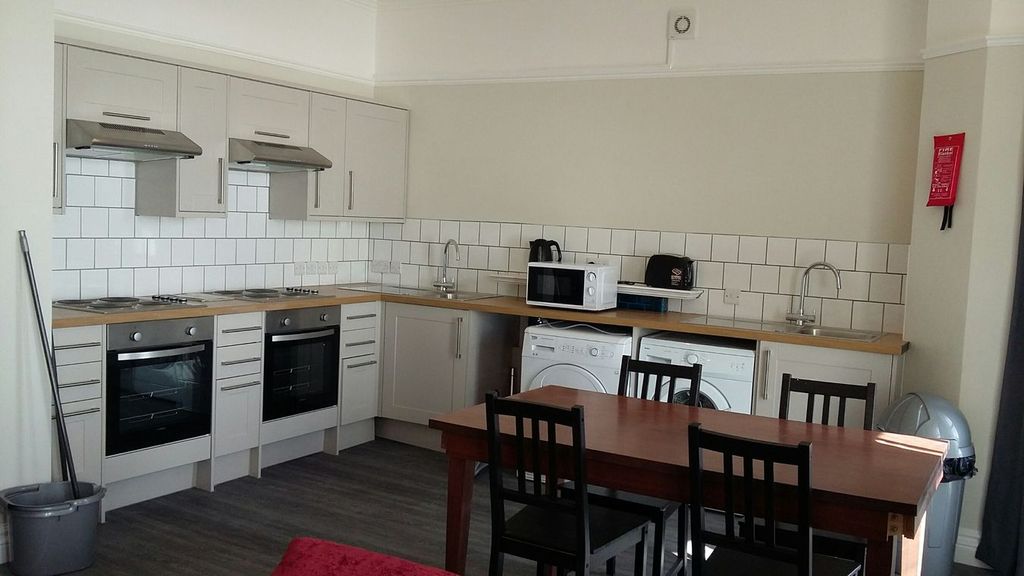 Property photo 3 of 3