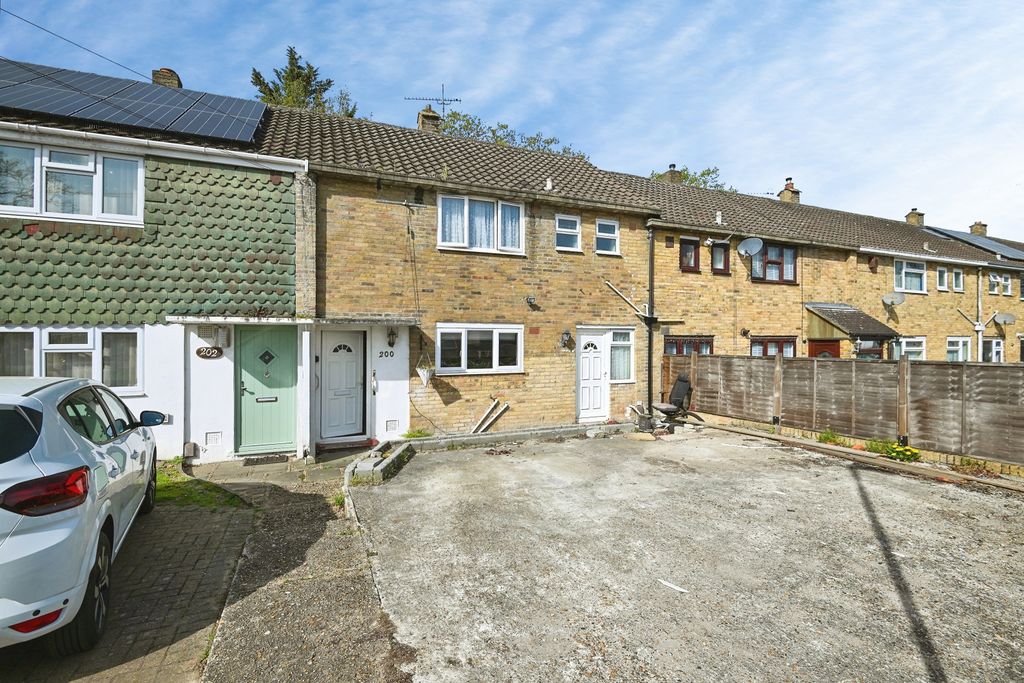 Property photo 2 of 18