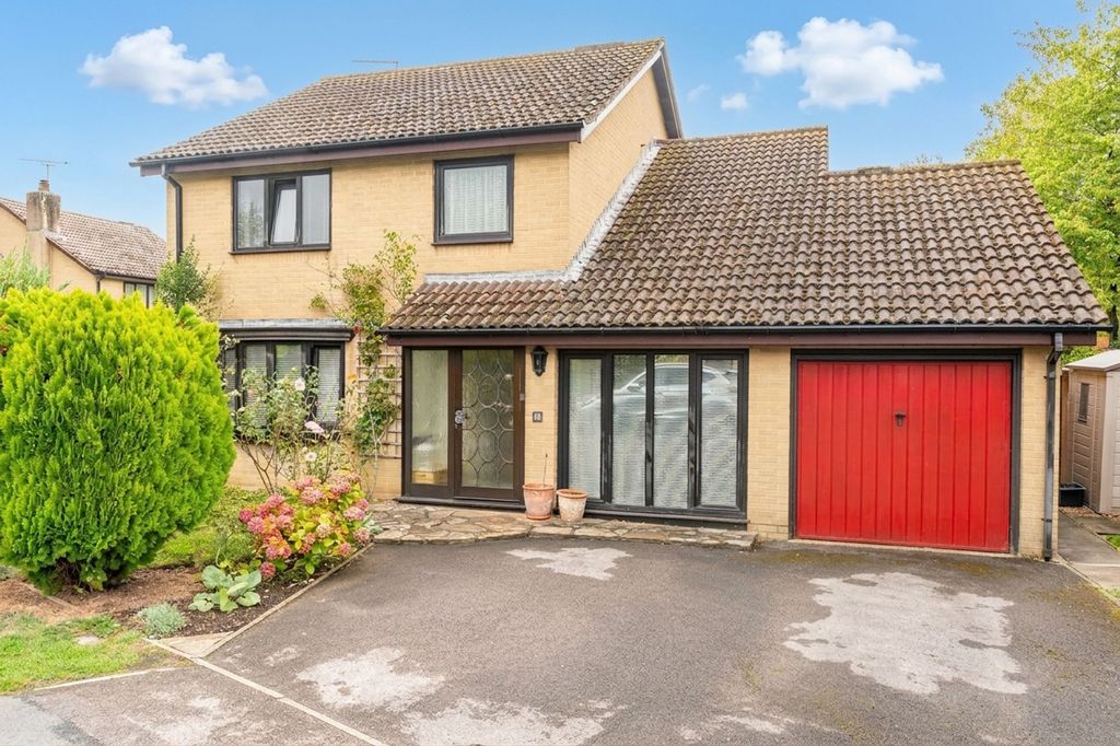 Property photo 1 of 19