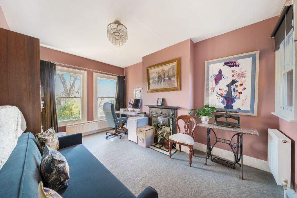 Property photo 2 of 19