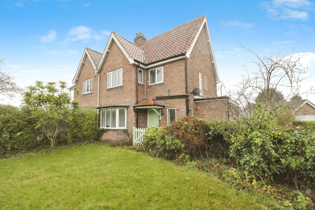 Property photo 1 of 16 Side Of Property