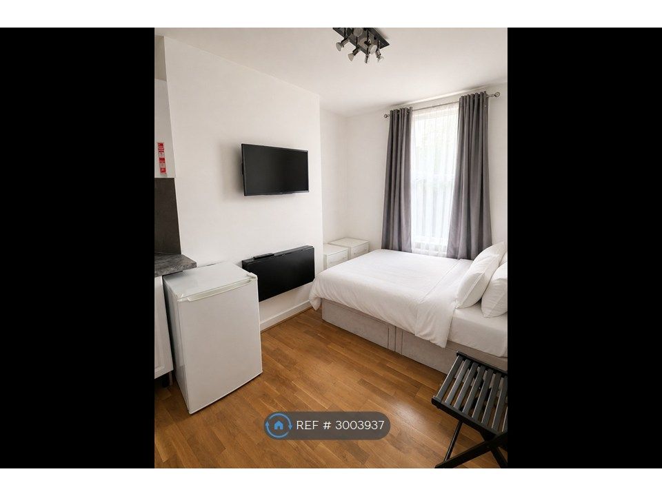 Property photo 1 of 4