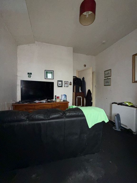 Property photo 2 of 4