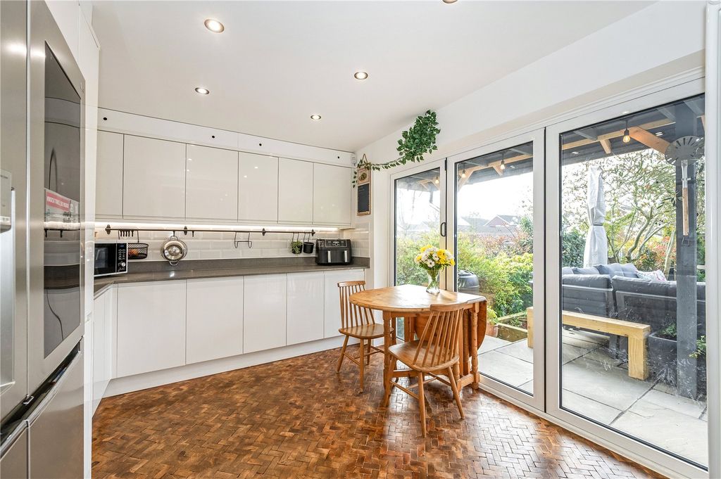 Property photo 3 of 28 Picture No. 20