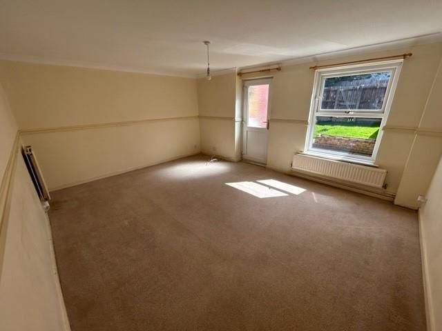 Property photo 2 of 10 125 L 8.Jpg