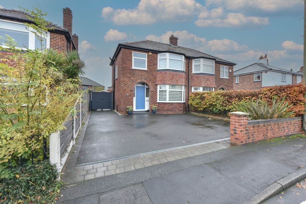 Property photo 1 of 23