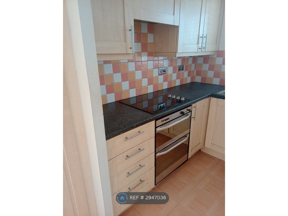 Property photo 3 of 23
