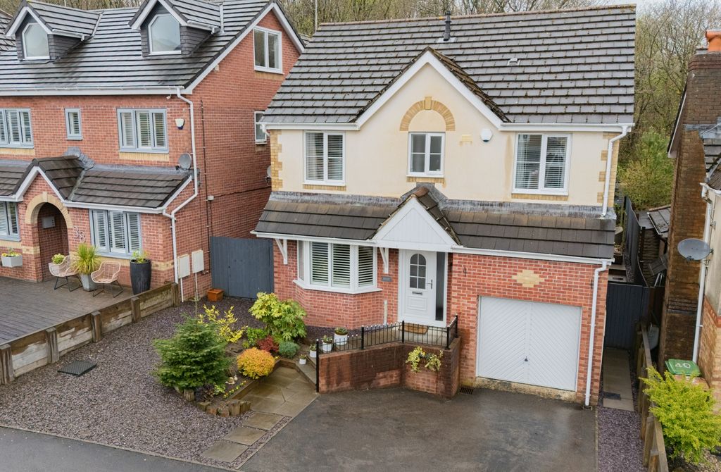 Property photo 1 of 24 Dji_20260415132239_0095_D