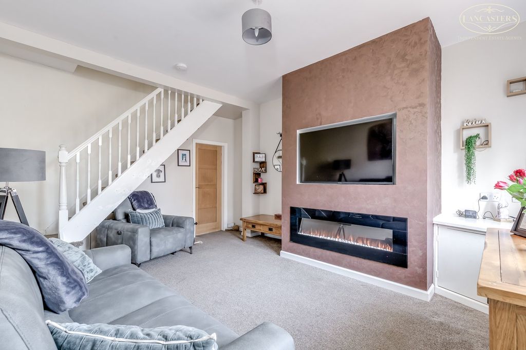 Property photo 2 of 17 Reception Room 1