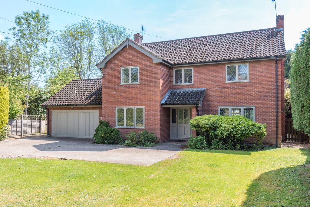 Property photo 1 of 36
