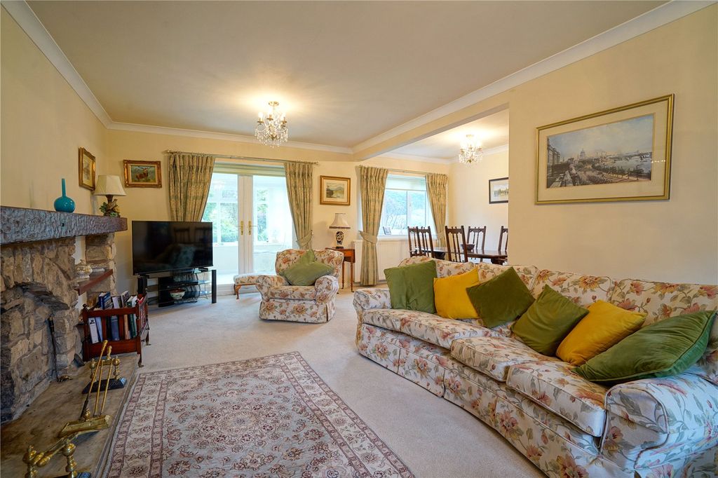 Property photo 3 of 23 Picture No. 16