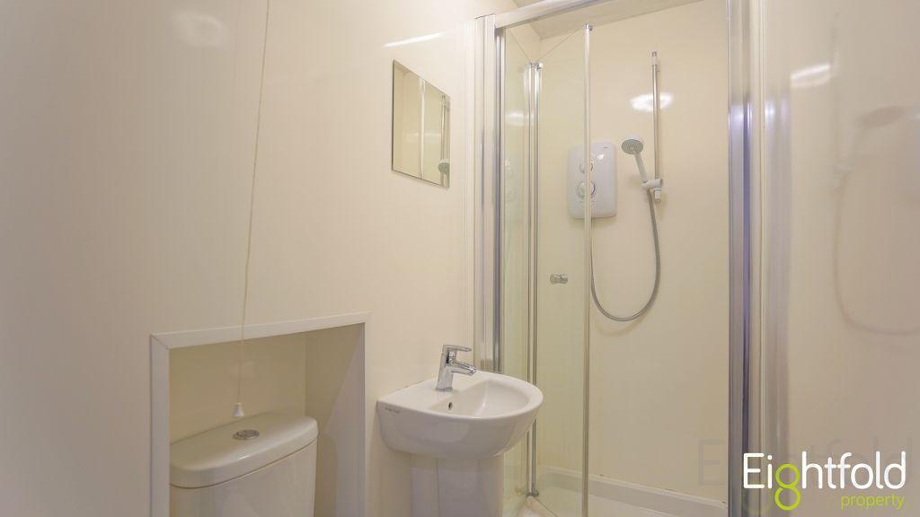 Property photo 3 of 16 Image