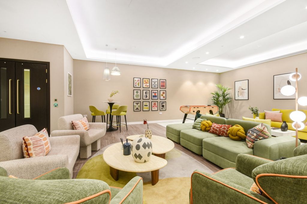 Property photo 2 of 40 Dsc_7256_High