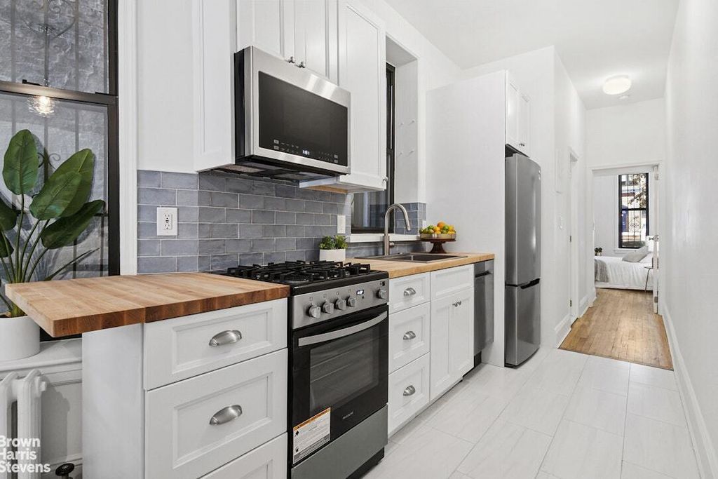 Property photo 3 of 10 <Alttext/>