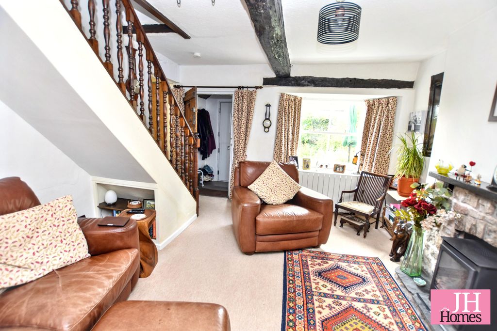 Property photo 2 of 24
