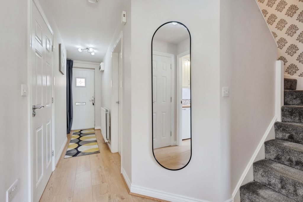 Property photo 2 of 25 Pbox-Img.Jpg