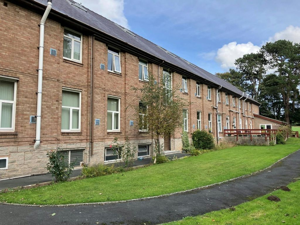 Property photo 3 of 8 Bryn Mair  (2).Jpg