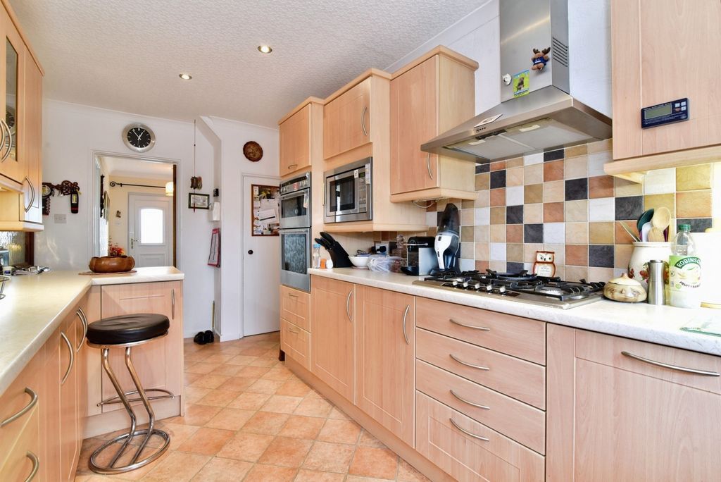 Property photo 3 of 13 Pbox-Img.Jpg