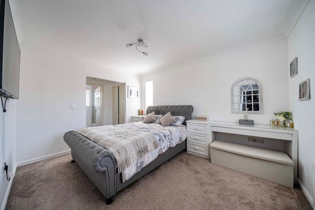 Additional image 9 of 4 bed detached house for saleArtillery Drive, Dovercourt, Harwich CO12