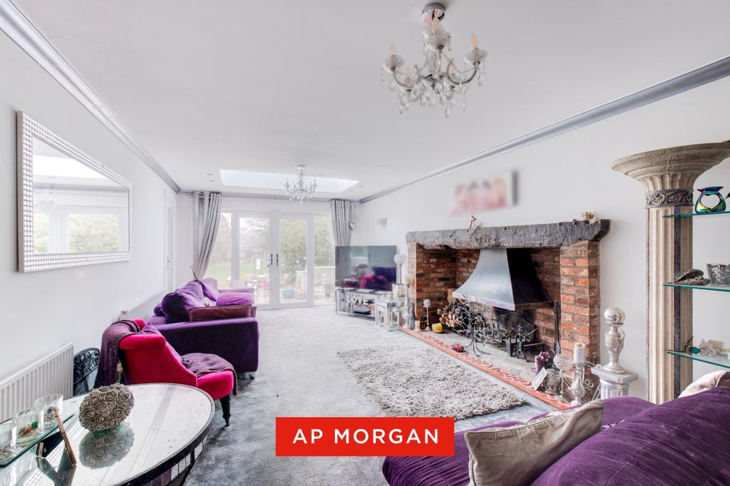 Property photo 3 of 29 Picture No. 17