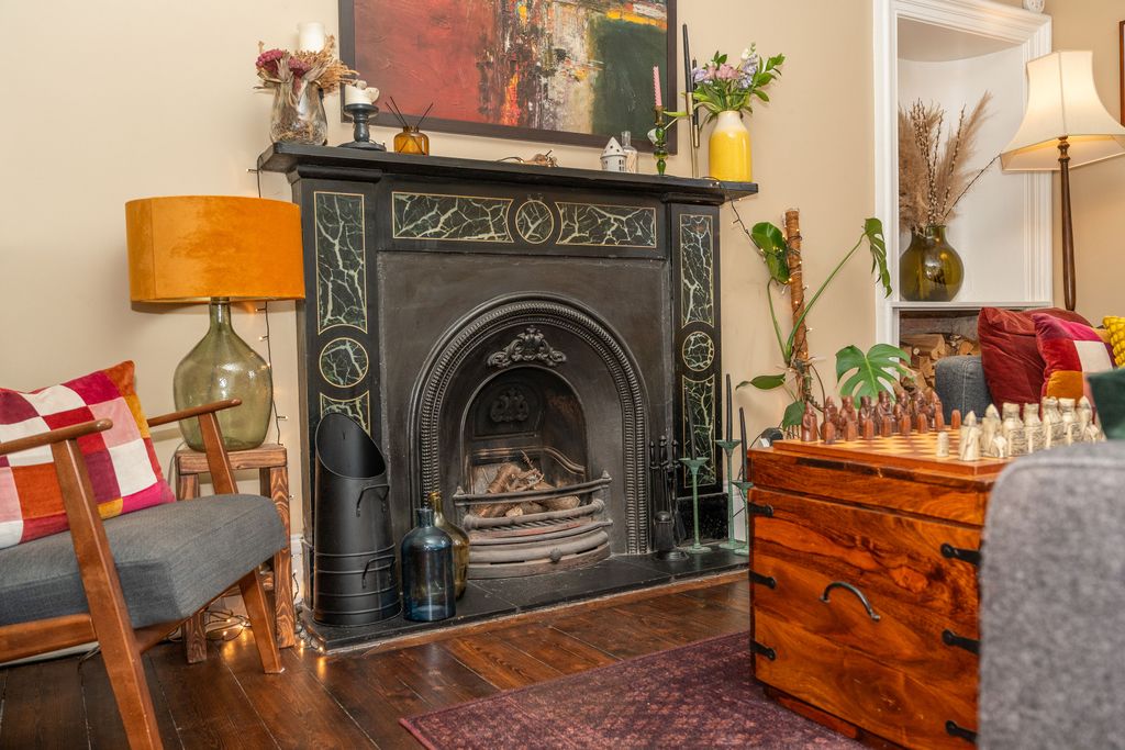 Property photo 3 of 25 Property Image 3