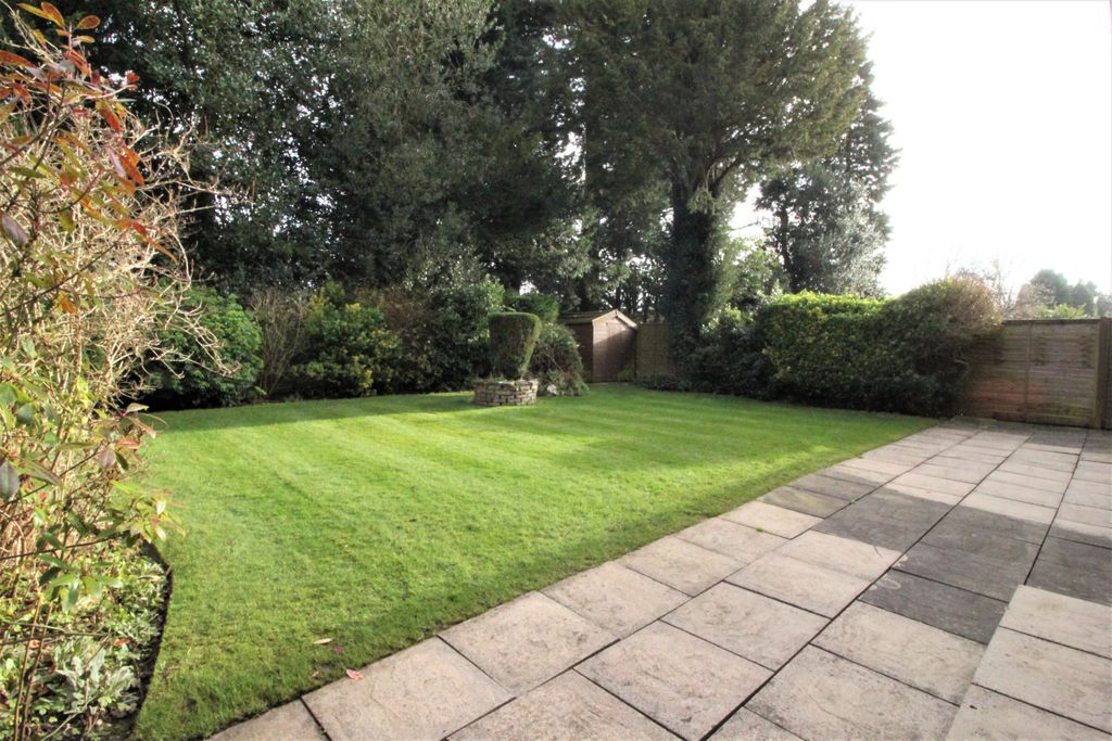 Property photo 3 of 23