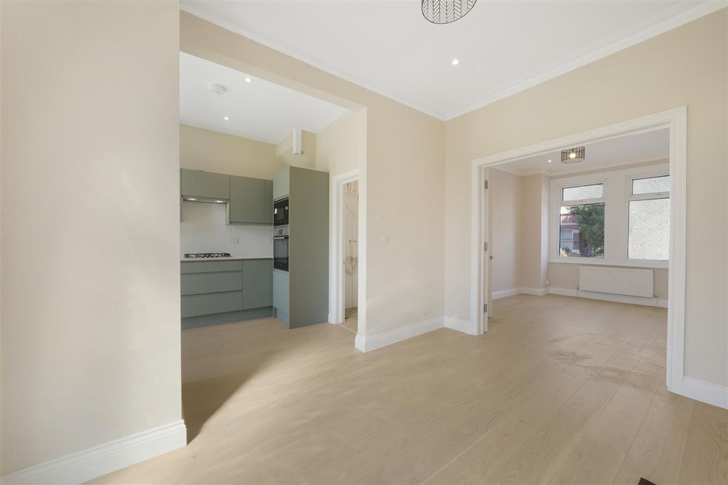 Property photo 1 of 14 Dining Room