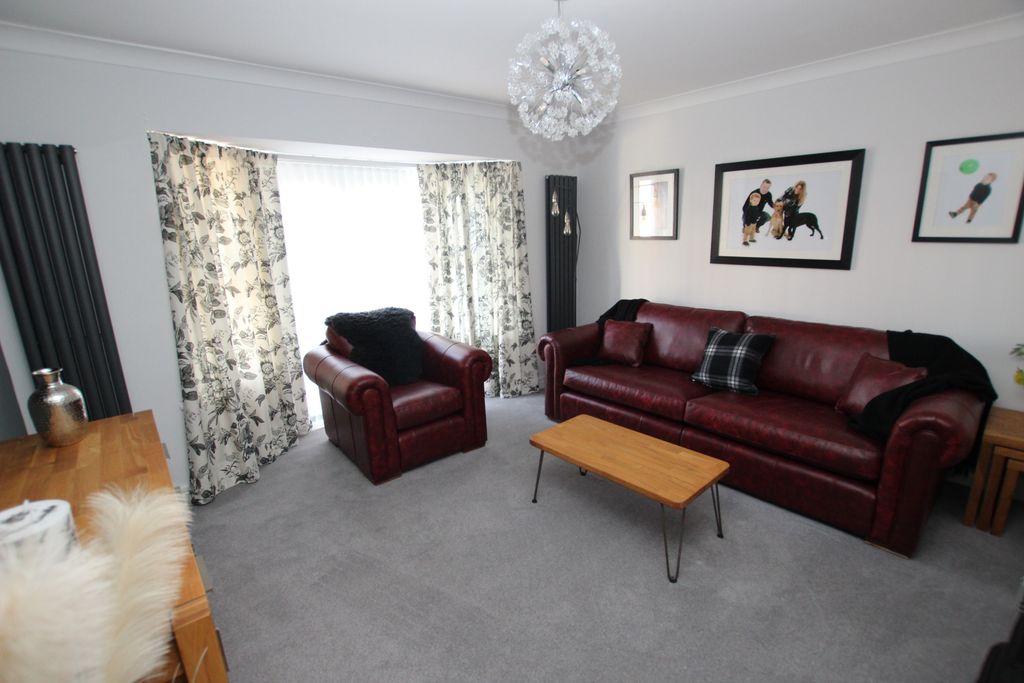 Property photo 3 of 22