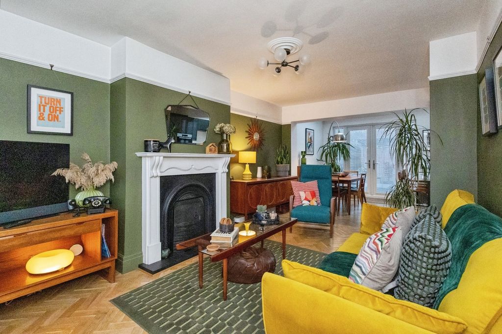 Property photo 2 of 23 Pbox-Img.Jpg