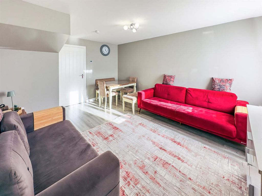 Property photo 2 of 17 Lounge Dining Room