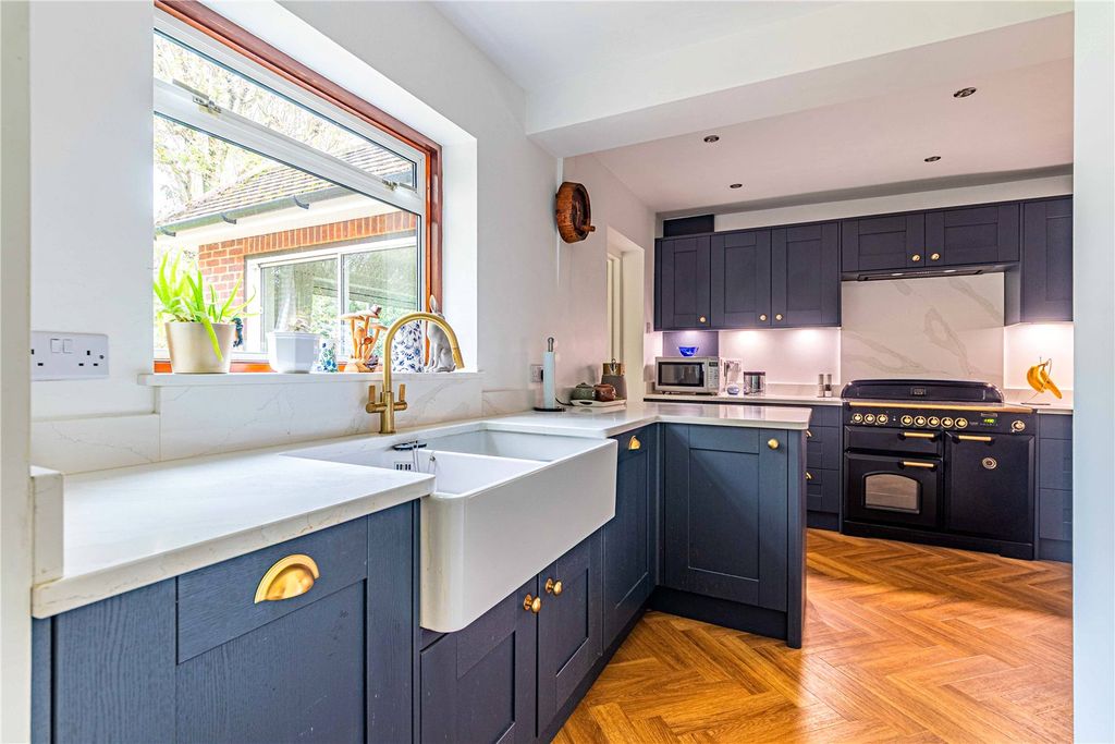 Property photo 2 of 18 Picture No. 04