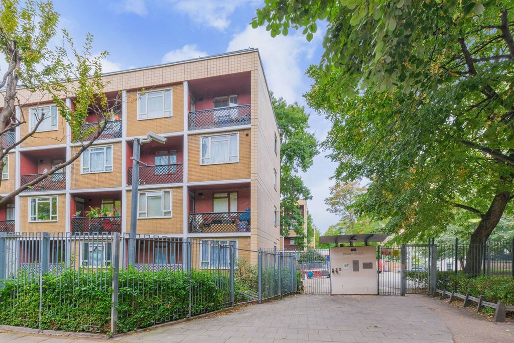 Property photo 2 of 6