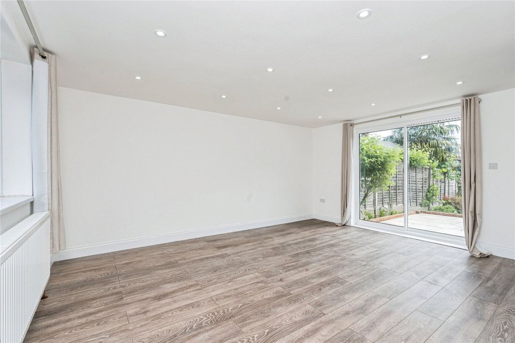 Property photo 3 of 25 Reception Room