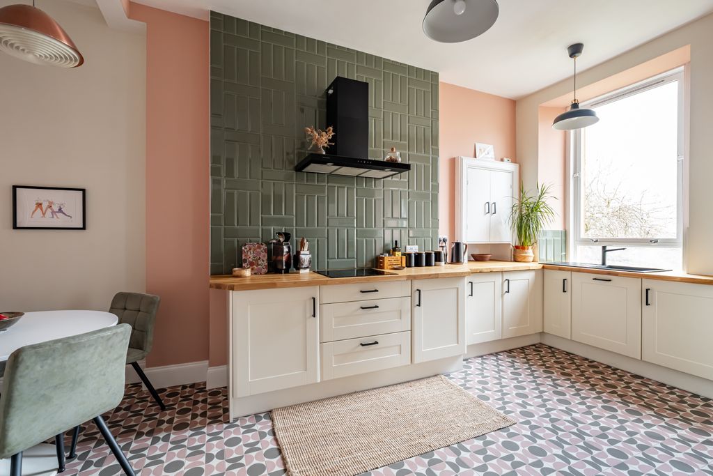 Property photo 2 of 19 Property Image 2