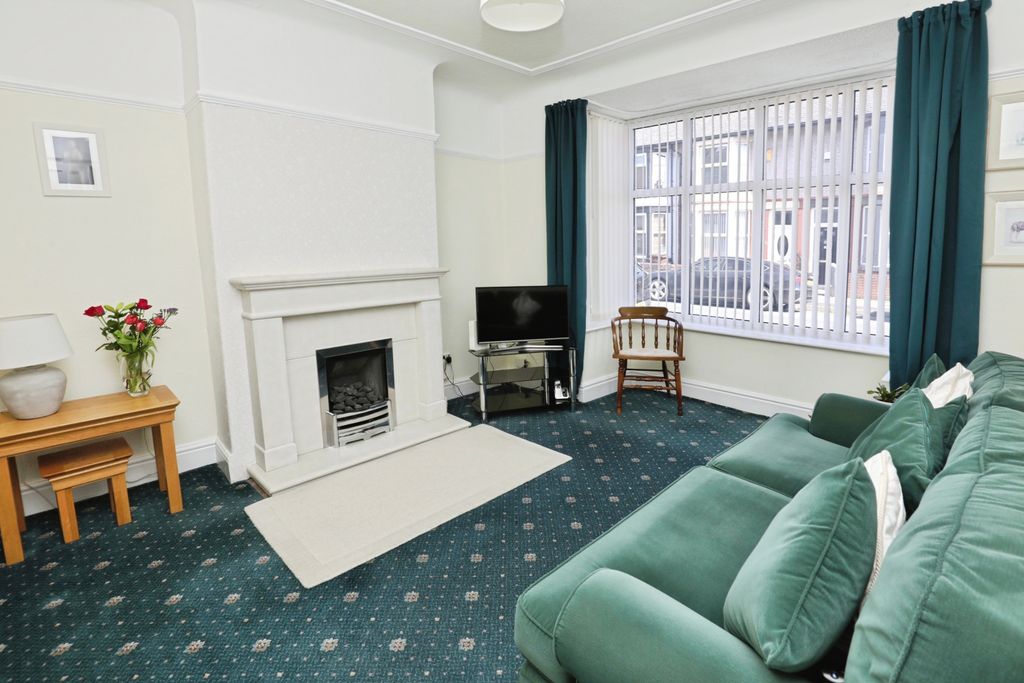 Property photo 2 of 15