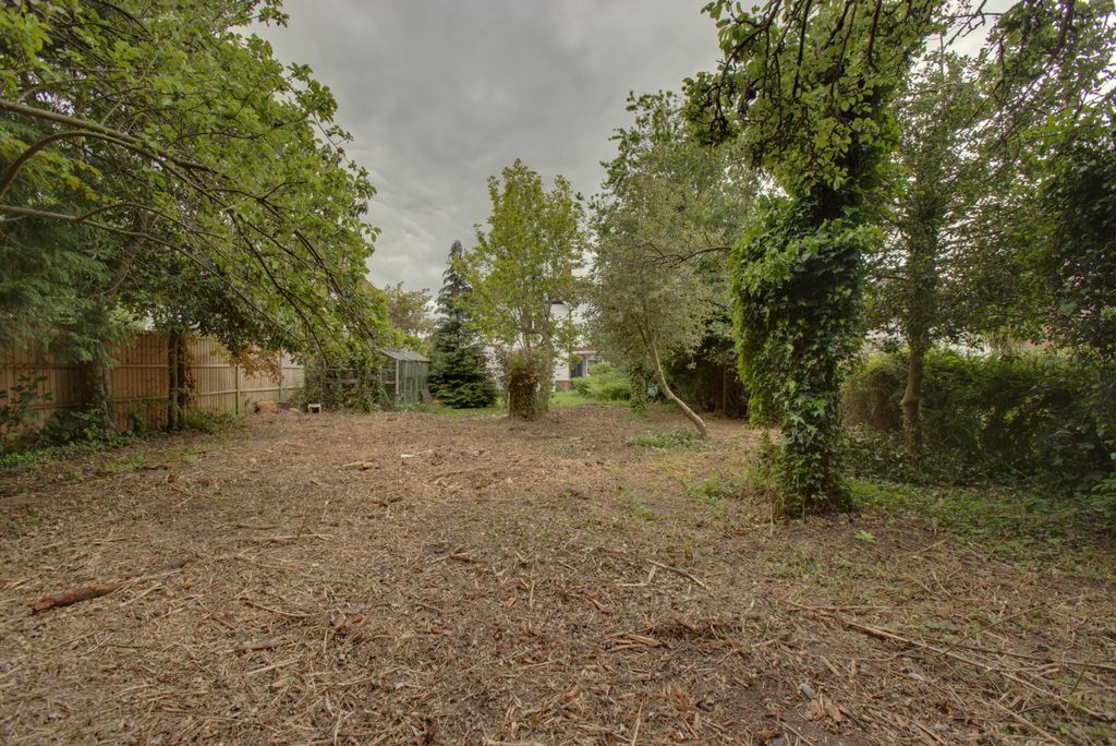 Property photo 2 of 3