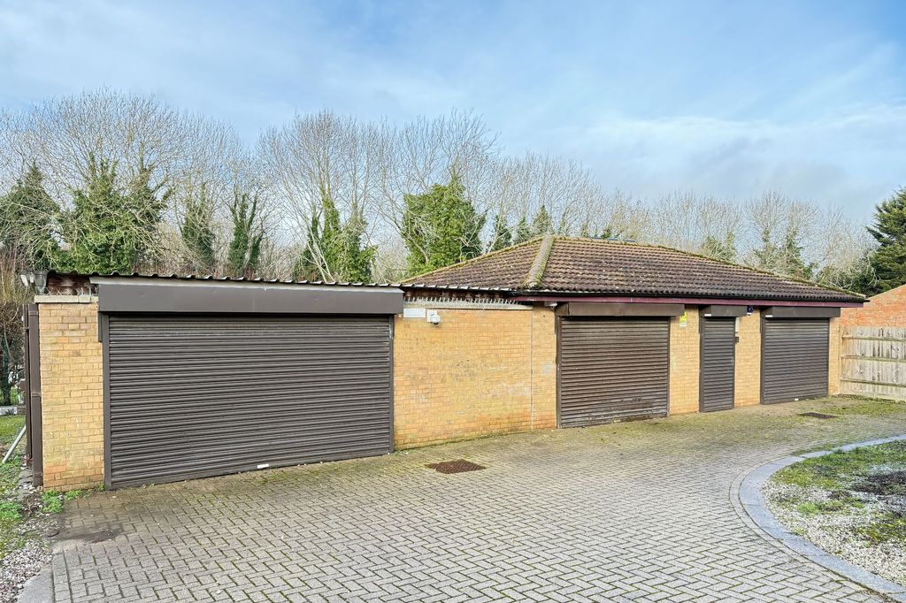 Property photo 1 of 10 Sandy Close Depot, Sandy Close, Great Linford, Milton Keynes, Mk14 5EE