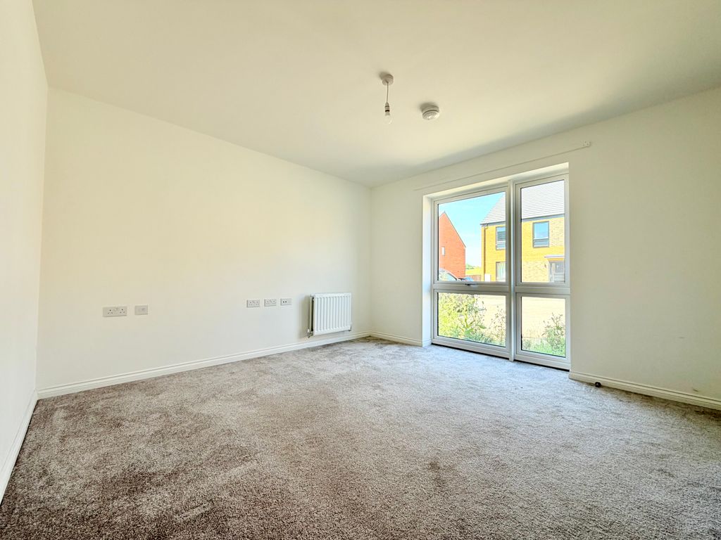 Property photo 2 of 13 Image
