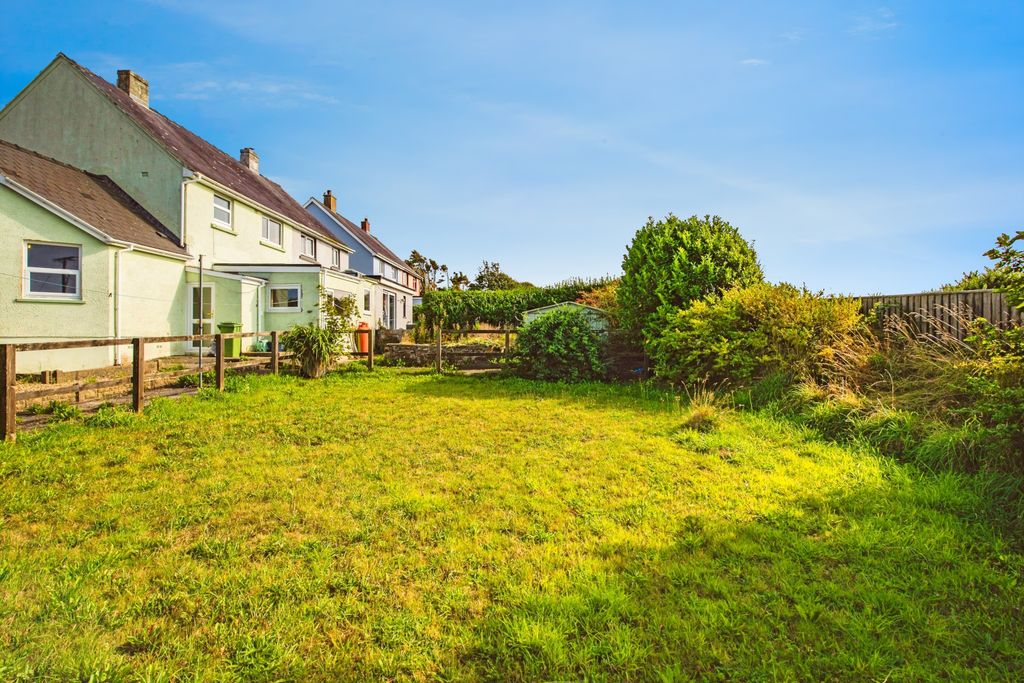 Property photo 2 of 14 Garden