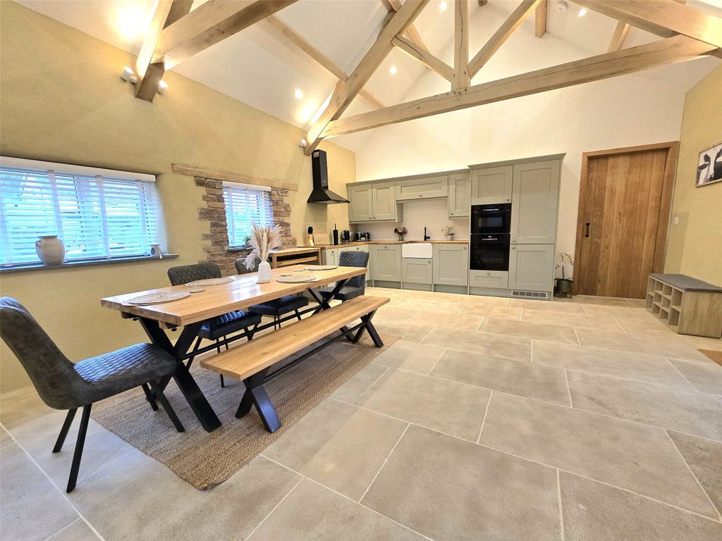 Property photo 2 of 15 Kitchen/Diner
