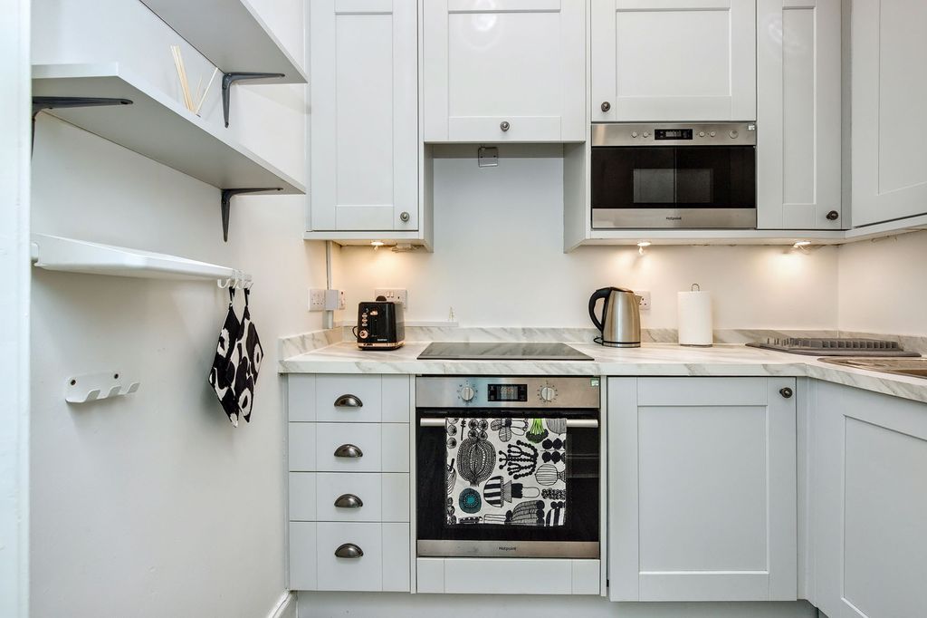 Property photo 1 of 12 Primary Property Image