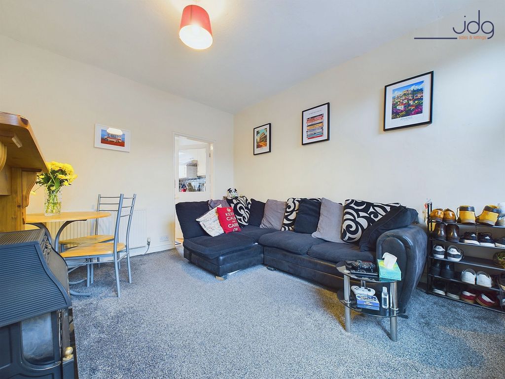 Property photo 2 of 14 Living Room